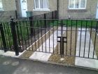 PLAIN DRIVE GATES